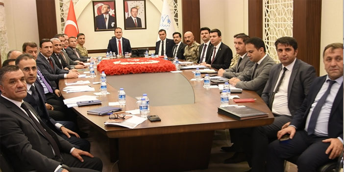 Hakkari'de Karla Mücadele toplantısı yapıldı