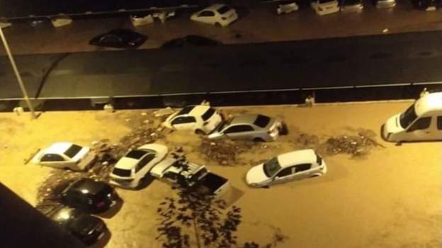 Antalya'nın iki ilçesinde seller büyük maddi hasara neden oldu