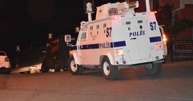 Hakkari'de operasyon: 3 kişi gözaltına alındı