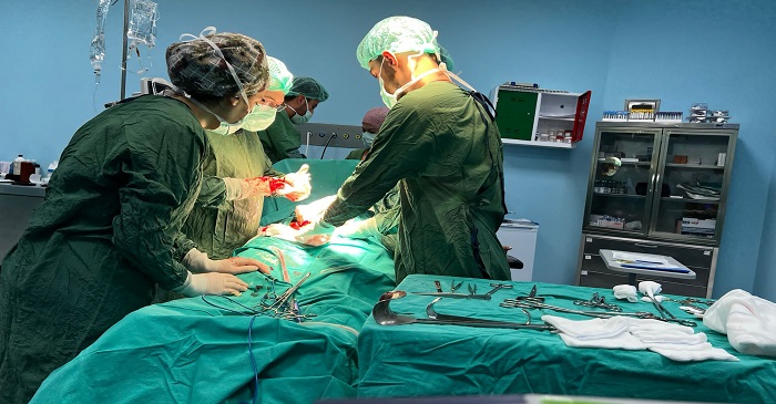 Derecik Devlet hastanesinde ilk sezeryan doğum gerçekleşti