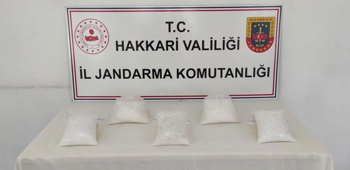 Şemdinli'de 5 kilo metamfetamin ele geçirildi