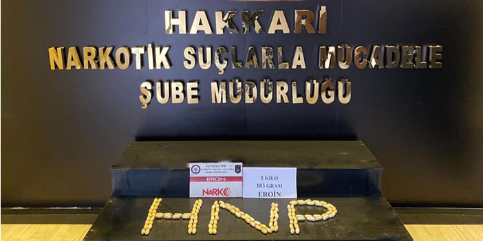 Hakkari'de yuttukları uyuşturucuyla yakalanan 2 kişi tutuklandı