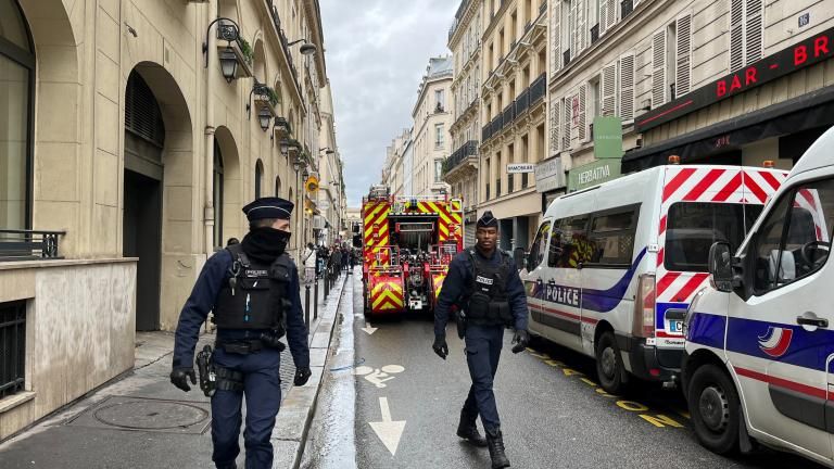 ABD, Almanya, İngiltere ve Avusturya'dan Paris'teki saldırıya tepki