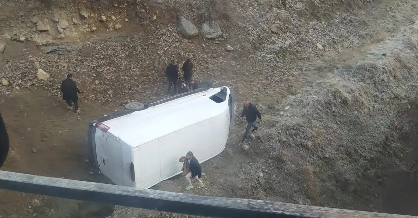 Hakkari - Çukurca yolunda kaza: 1 yaralı