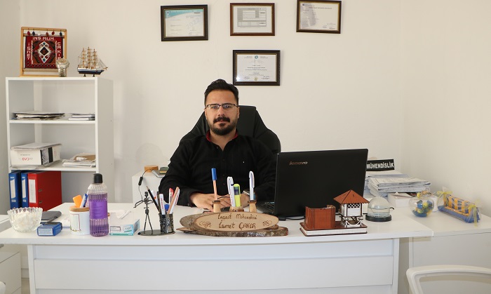 İnşaat mühendisi İsmet Çakır'dan yeni yıl mesajı