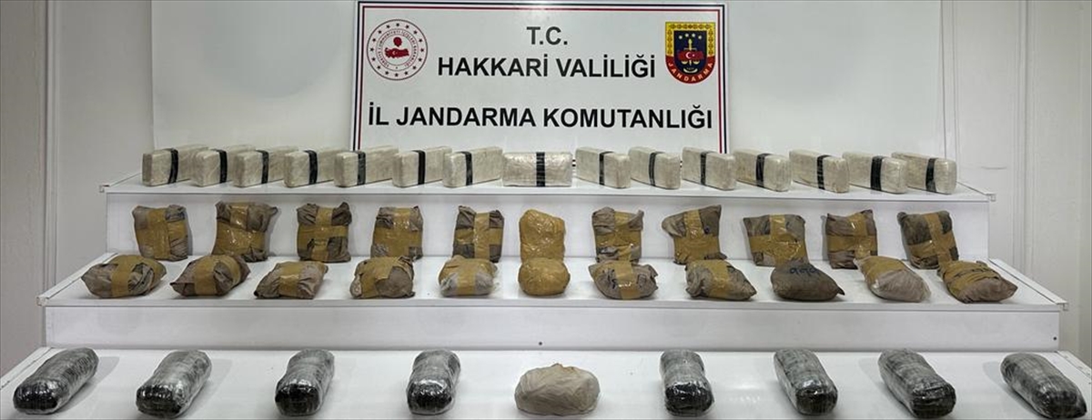 Yüksekova'da 56 kilo uyuşturucu ele geçirildi