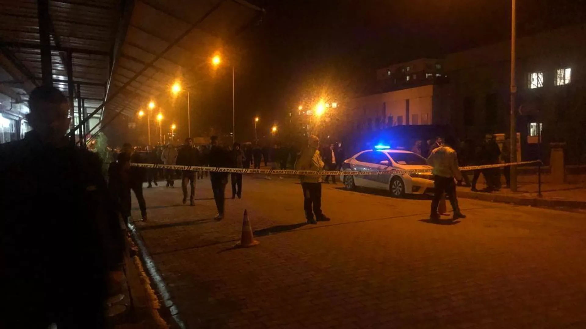 Minibüse silahlı saldırı: 2 ölü