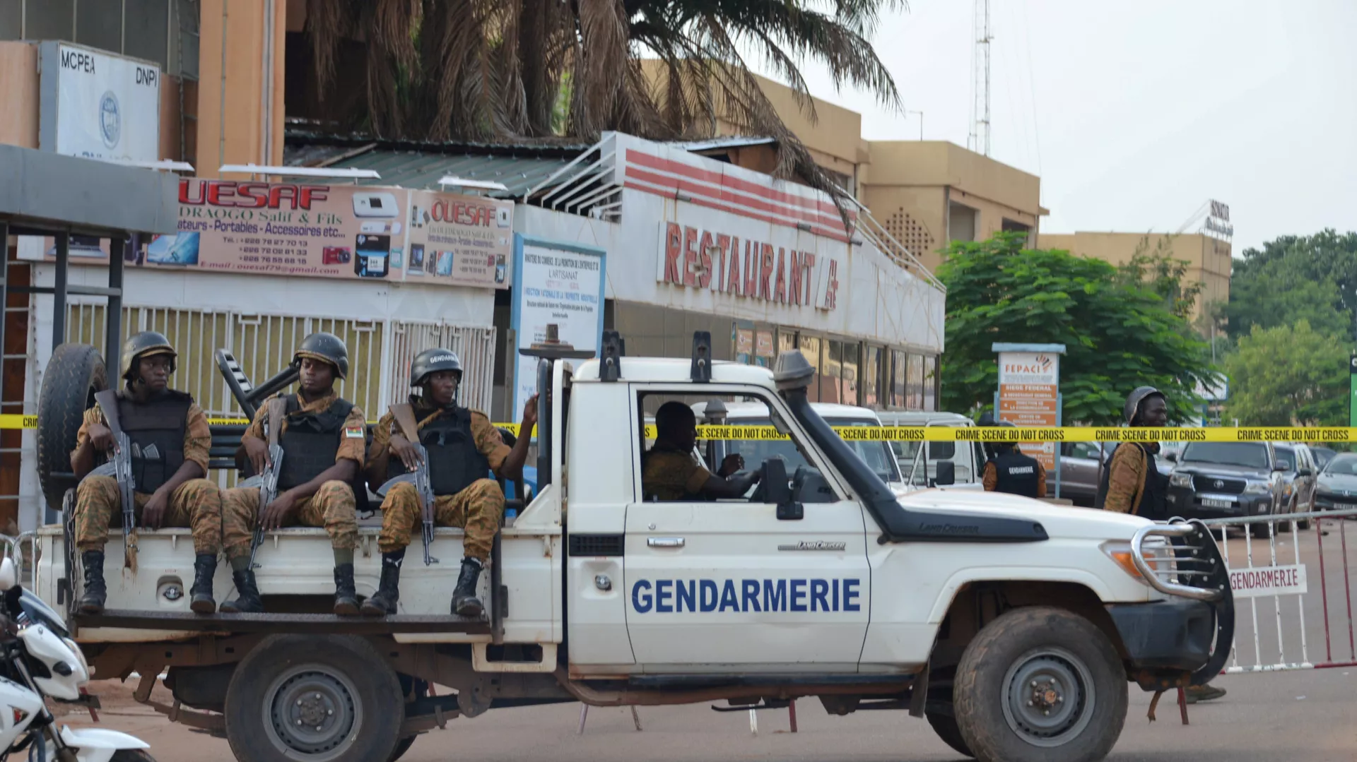 Camiye saldırı: 9 ölü