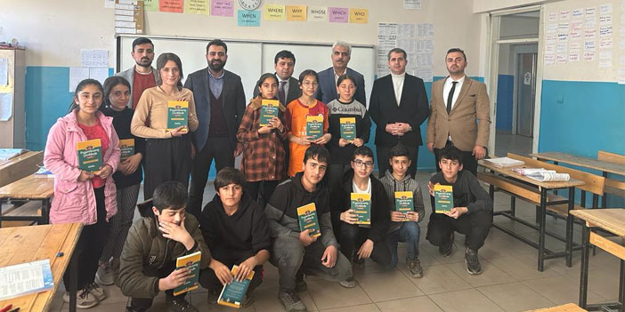 Hakkâri Eğitime Destek Platformundan örnek kampanya