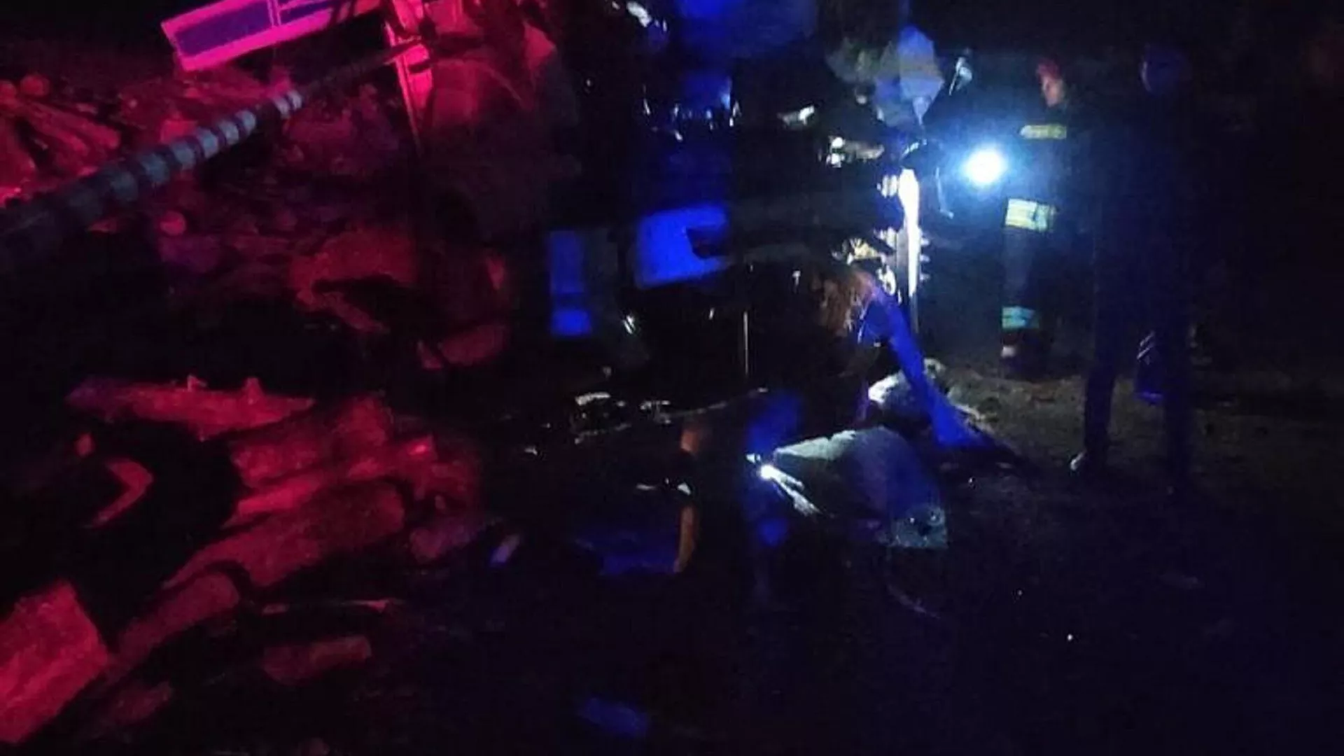 İki kardeşin kullandığı kamyonlar çarpıştı: 2 ölü