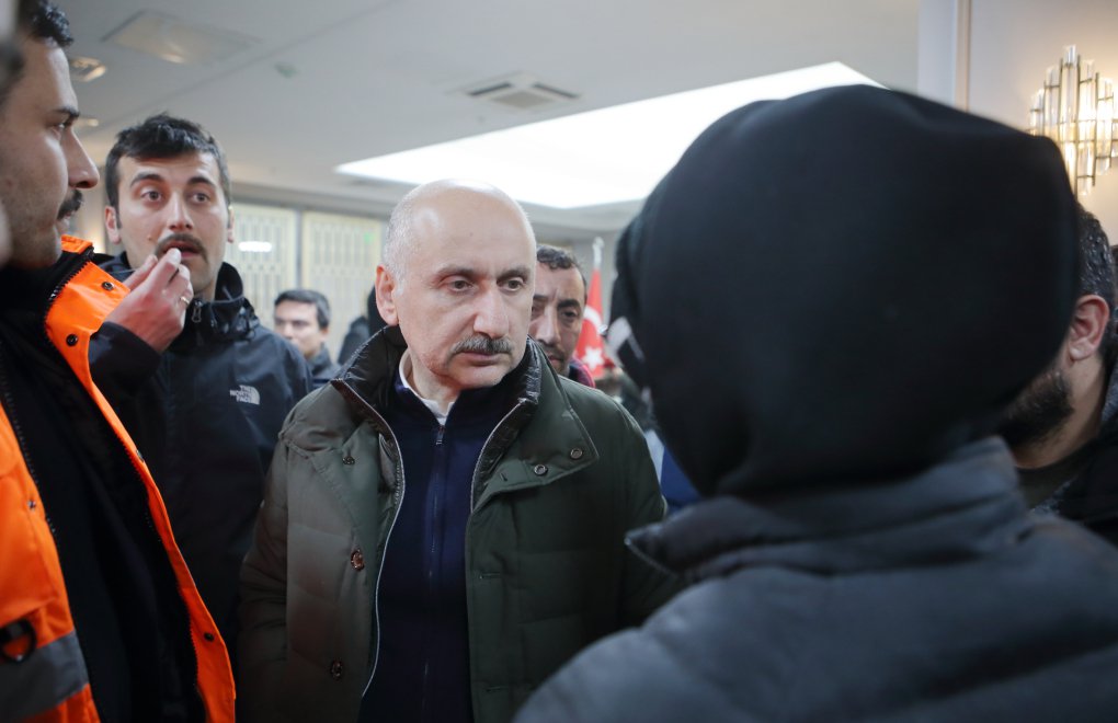 Ulaştırma Bakanı'na depremzede tepkisi