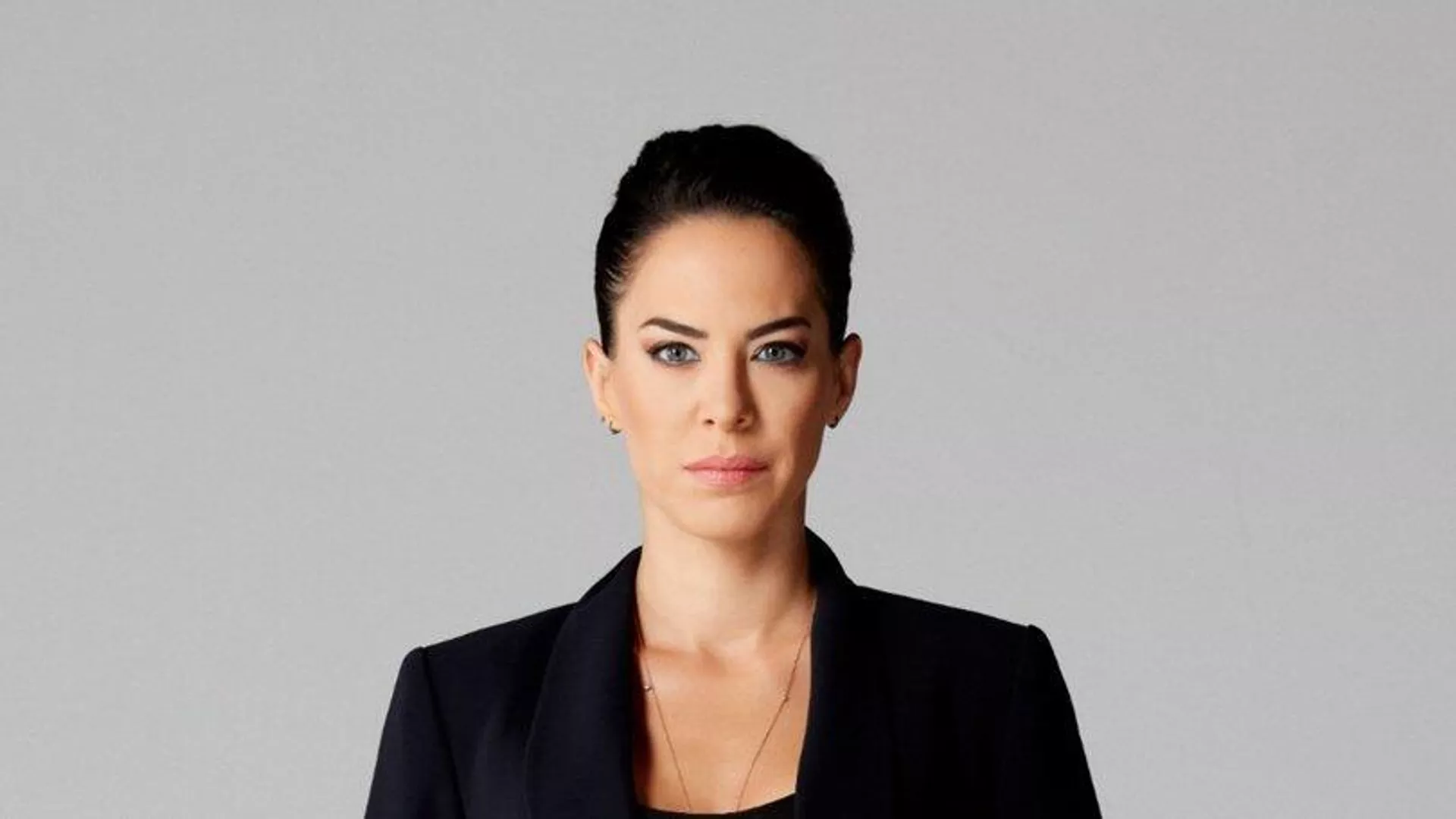 Dilara Gönder istifa etti