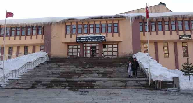 Selahaddin Eyyubi Kültür Merkezi boşaltıldı