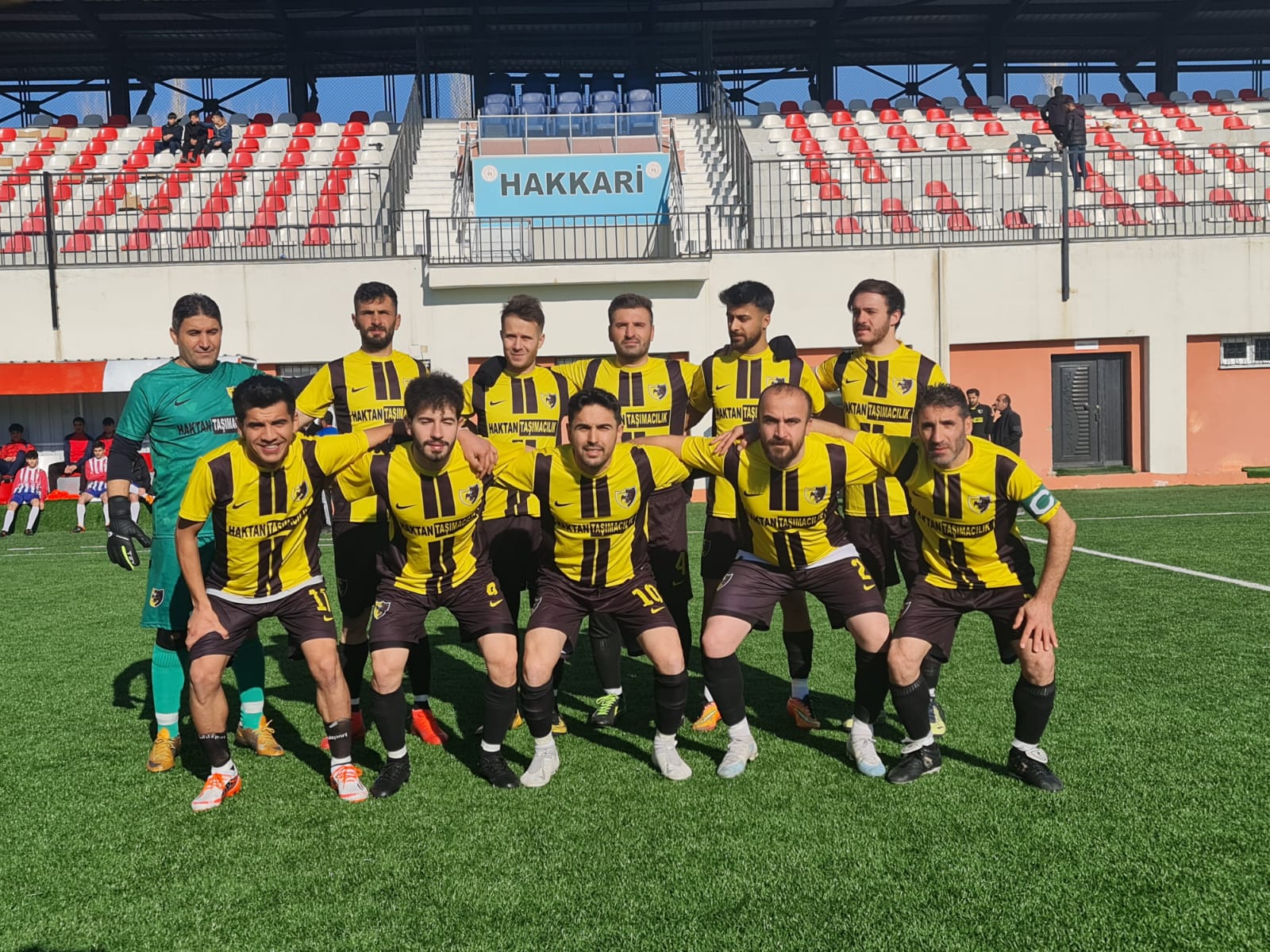 Hakkari Amatör lig bütün heyecanı ile devam ediyor