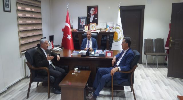 Özbek'ten Demirci'ye ziyaret