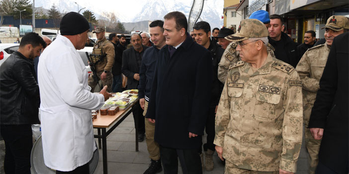 Jandarma Genel Komutanı Çetin Hakkari'de