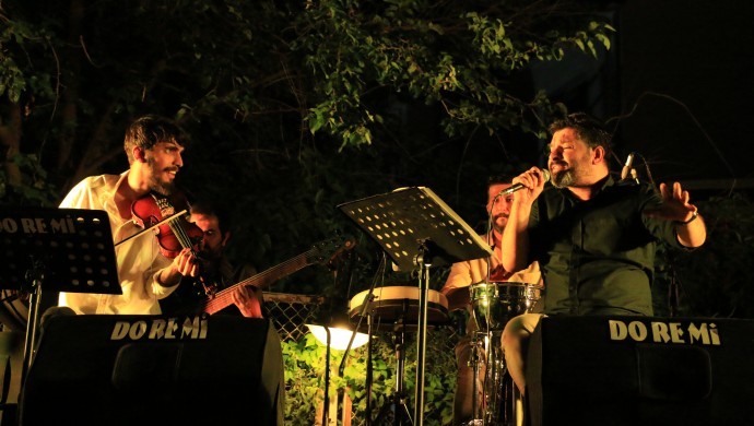 LaWje ‘Ho dilo’ eserini yeniden seslendirdi