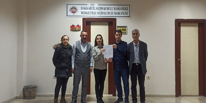 YSP Hakkari İl Eş Sözcüleri mazbatalarını aldı