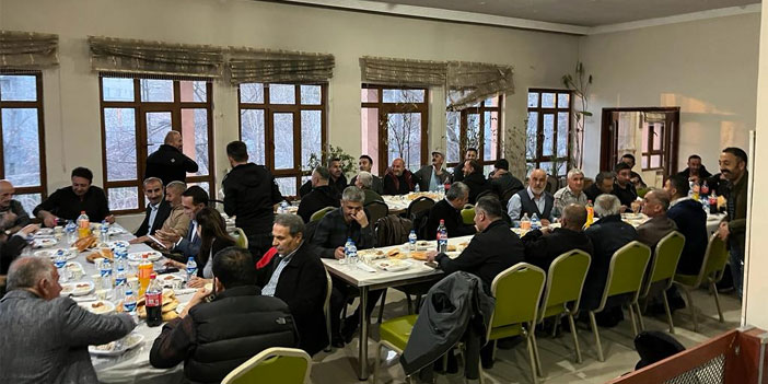 Karayolu personeli iftarda buluştu