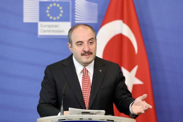 Varank: Kızılay Başkanı'nın görevde olması beni rahatsız ediyor