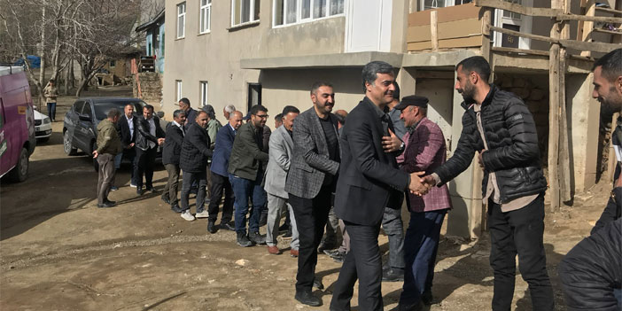 Yeşil Sol adayları Yüksekova köylerinde