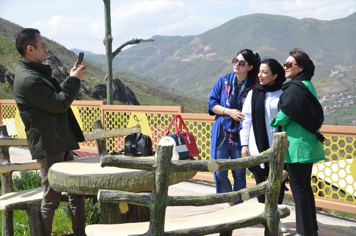 Seyir Tepesi İranlıları cezbetti