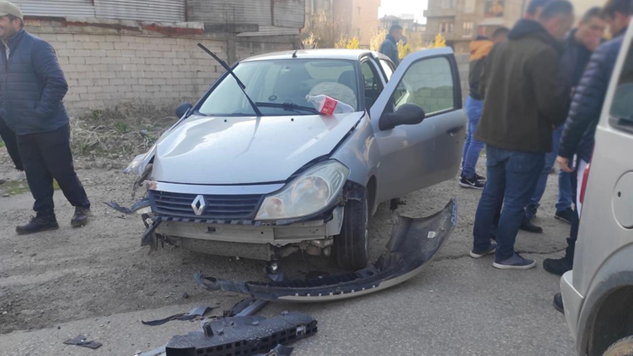 Yüksekova Dağlıca yolunda kaza