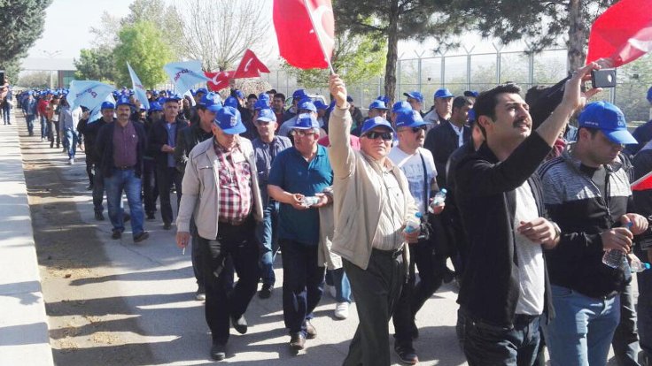 TÜPRAŞ'ta iş bırakma eylemi