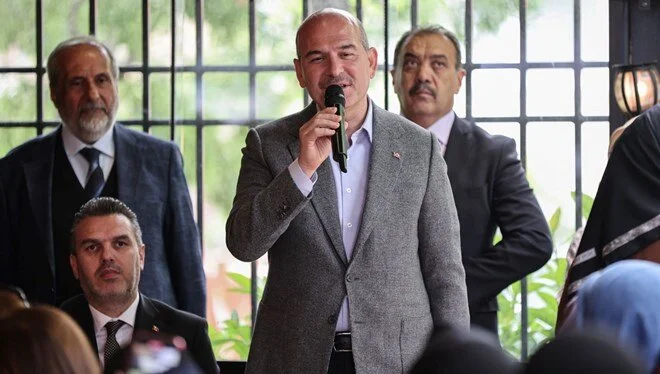 Soylu "siyasi darbe" sözlerini yineledi