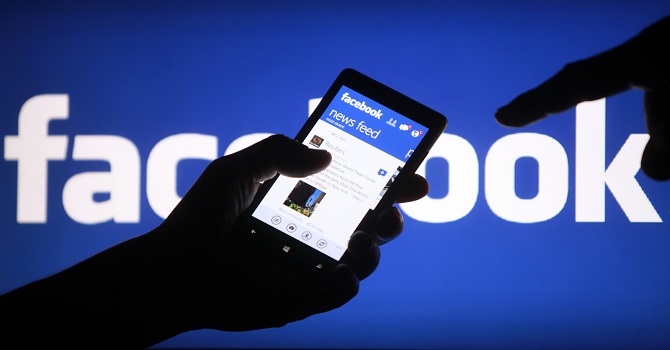 Facebook’ta erişim sorunu: Masaüstü versiyonu çöktü!