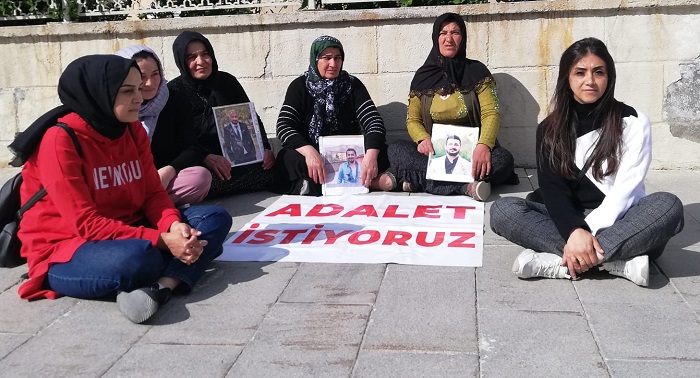 Hakkarili öğretmenler için ‘Adalet Nöbeti' 42. Gününde