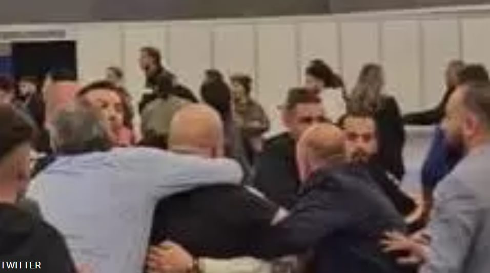 Sandık başında kavga