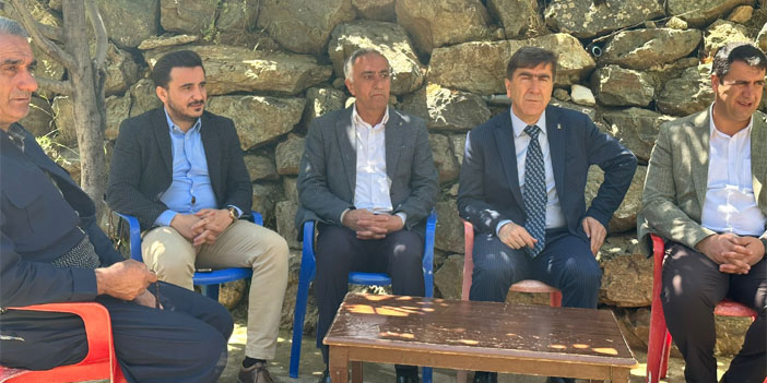 AK Parti Adayı Budak'ın Şemdinli'de köy ziyaretleri devam ediyor