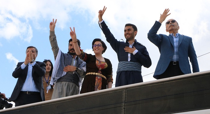 Yeşil Sol Parti'den Hakkari coşkulu miting