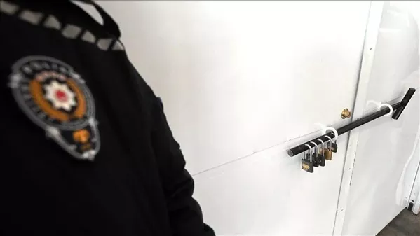 Yurt dışı oyları 5 kilitli odada korunuyor