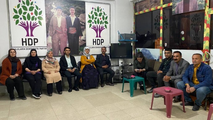 Hakkari'de nöbet resmi veriler açıklanana kadar sürecek