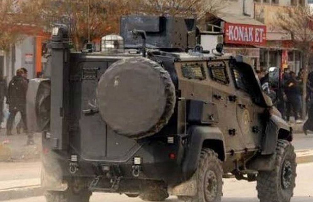 Silopi'de zırhlı araç bir çocuğa çarptı