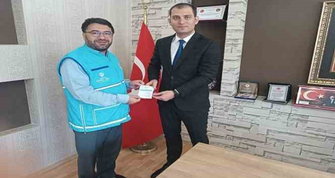 Başsavcı Ünlüsoy, TDV'ye kurban bağışında bulundu