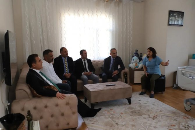 Vali Akbıyık'tan Akar'a ziyaret