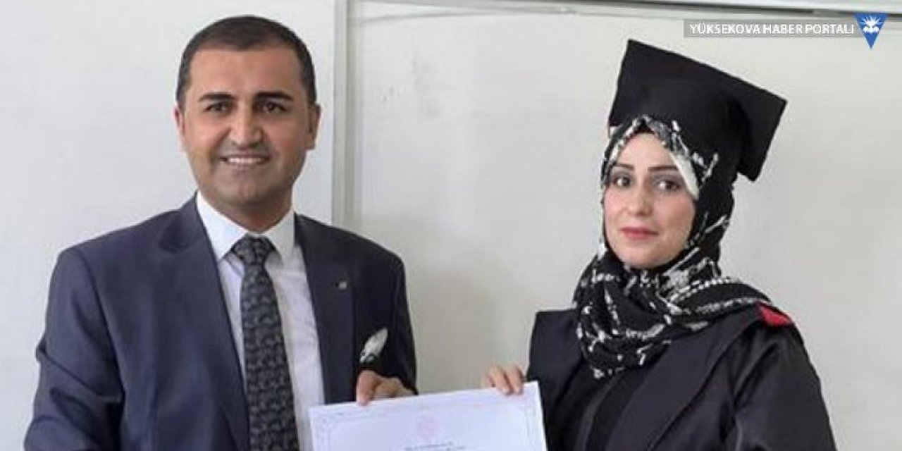 Yüksekova'da yaşayan Irak ve İranlı kadınlar okuma yazmayı öğrenip, kep attı