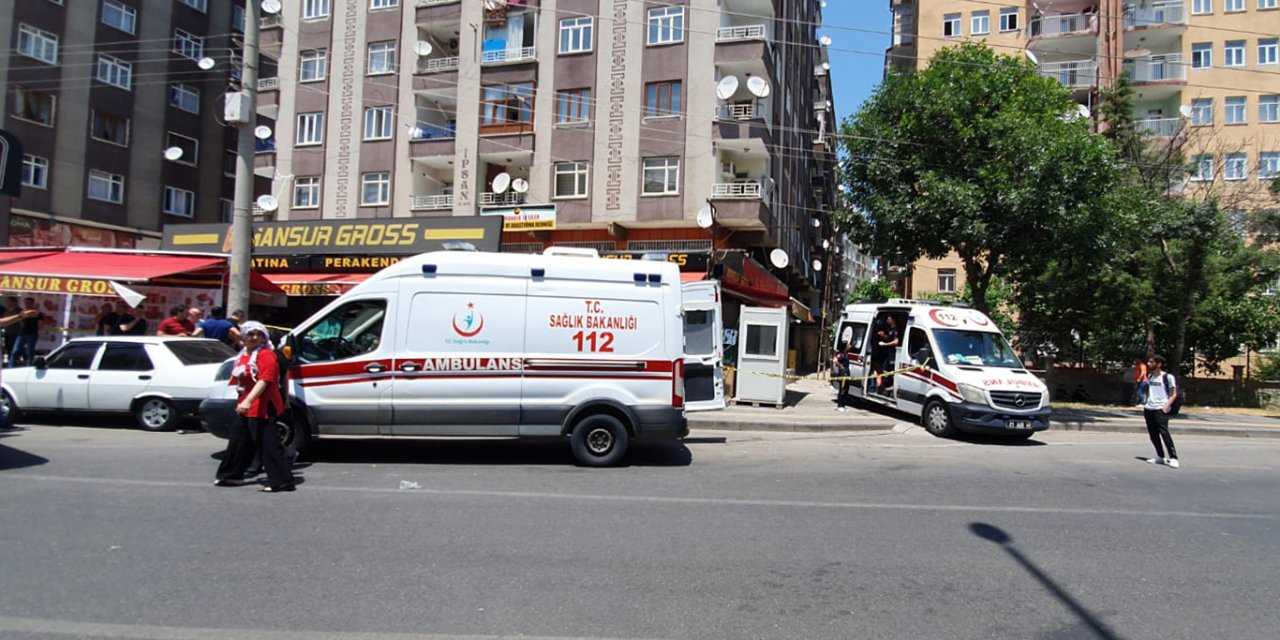 Mahalle bekçisinin silahlı saldırısı: 2 ölü