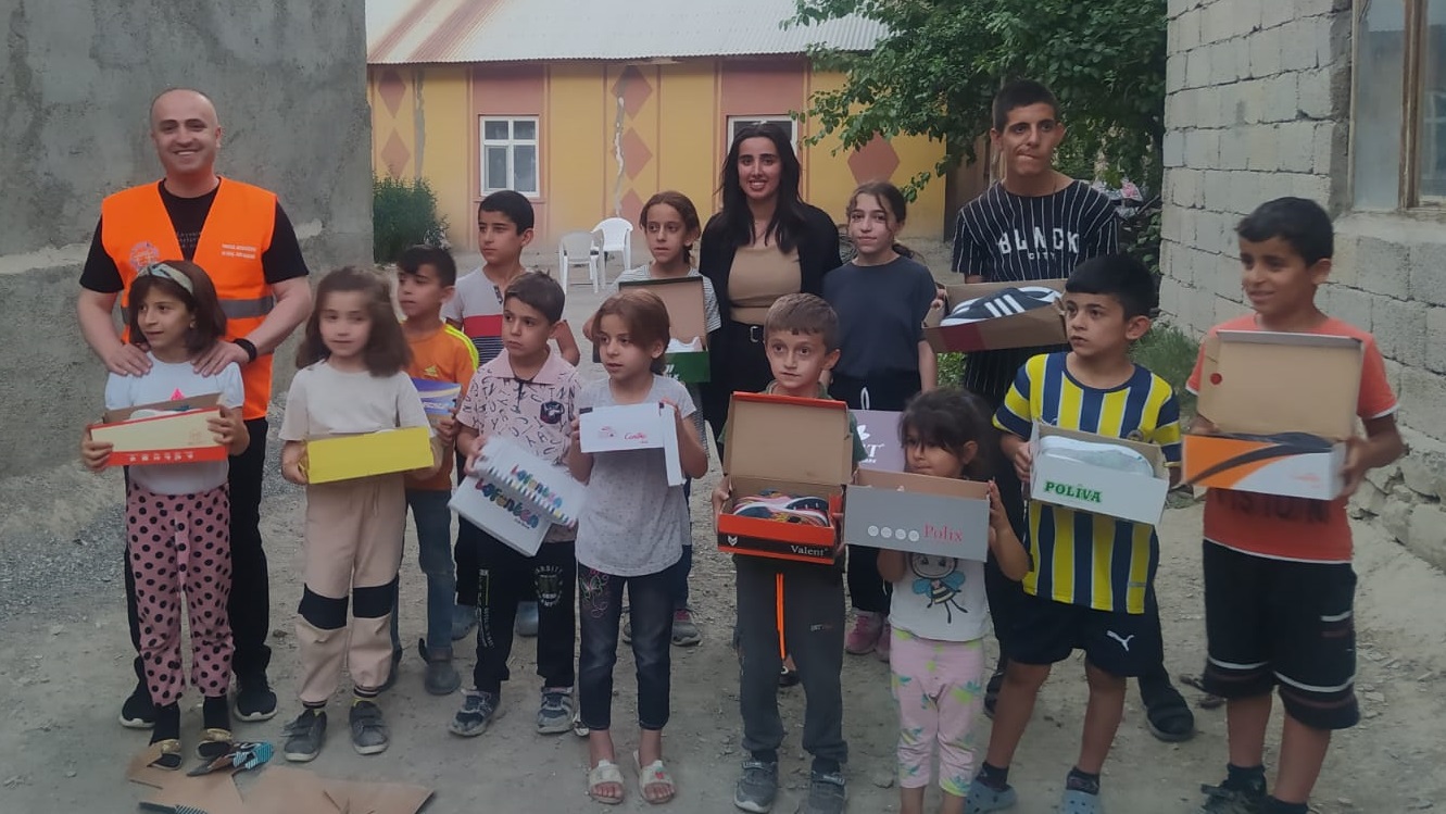 Başkan Aydoğdu'dan engelli çocuklara destek