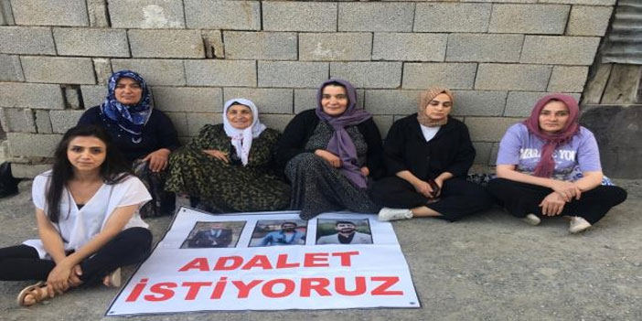 Hakkarili öğretmenler için ‘Adalet Nöbeti' 101. Gününde