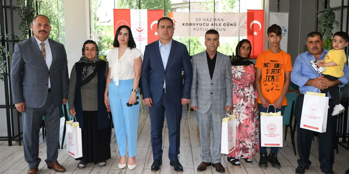 Hakkari'de Koruyucu Aile Günü etkinliği