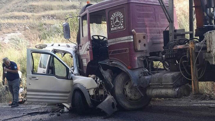 Trafik kazası: 1 ölü, 1 yaralı