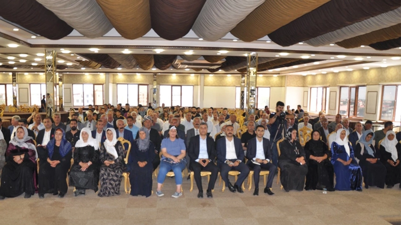 YSP, HDP ve bileşenleri Yüksekova’da halk toplantısı düzenledi