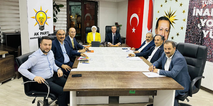 Hakkari Ak Parti'de istişare toplantısı