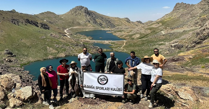 Doğaseverler Yüksekova’daki Cilo Dağı'na çıktı