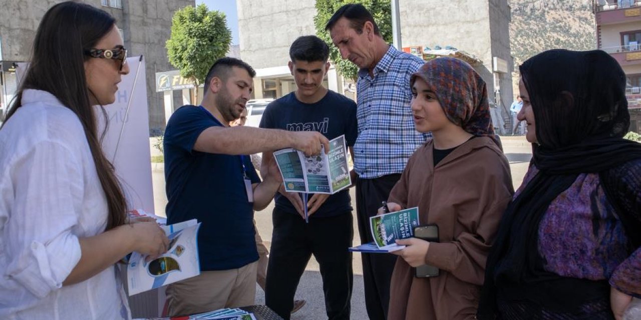 Hakkari Üniversitesi tercih günlerinde öğrencilere destek oldu