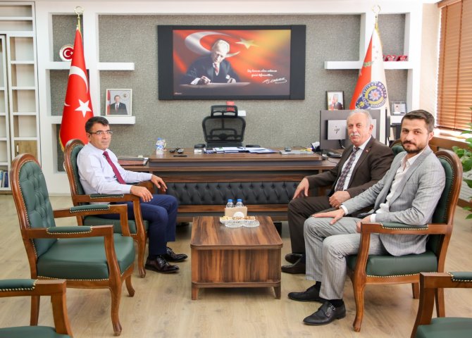 Kanaat önderi Keskin'den Müdür Yılmaz'a ziyaret